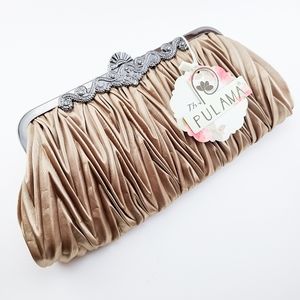 ➕NWT➕ Pulama Vintage style clutch hang bag